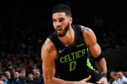 九游体育-包含塔图姆新星出色防守表现惊艳，雄鹿未来可期！的词条