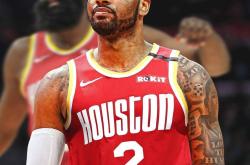 九游体育-包含Rookie迎来十赛季高光表现，老鹰球迷沸腾！的词条